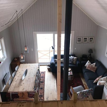 Nora'S Waterfront Cabin Svolvær Εξωτερικό φωτογραφία