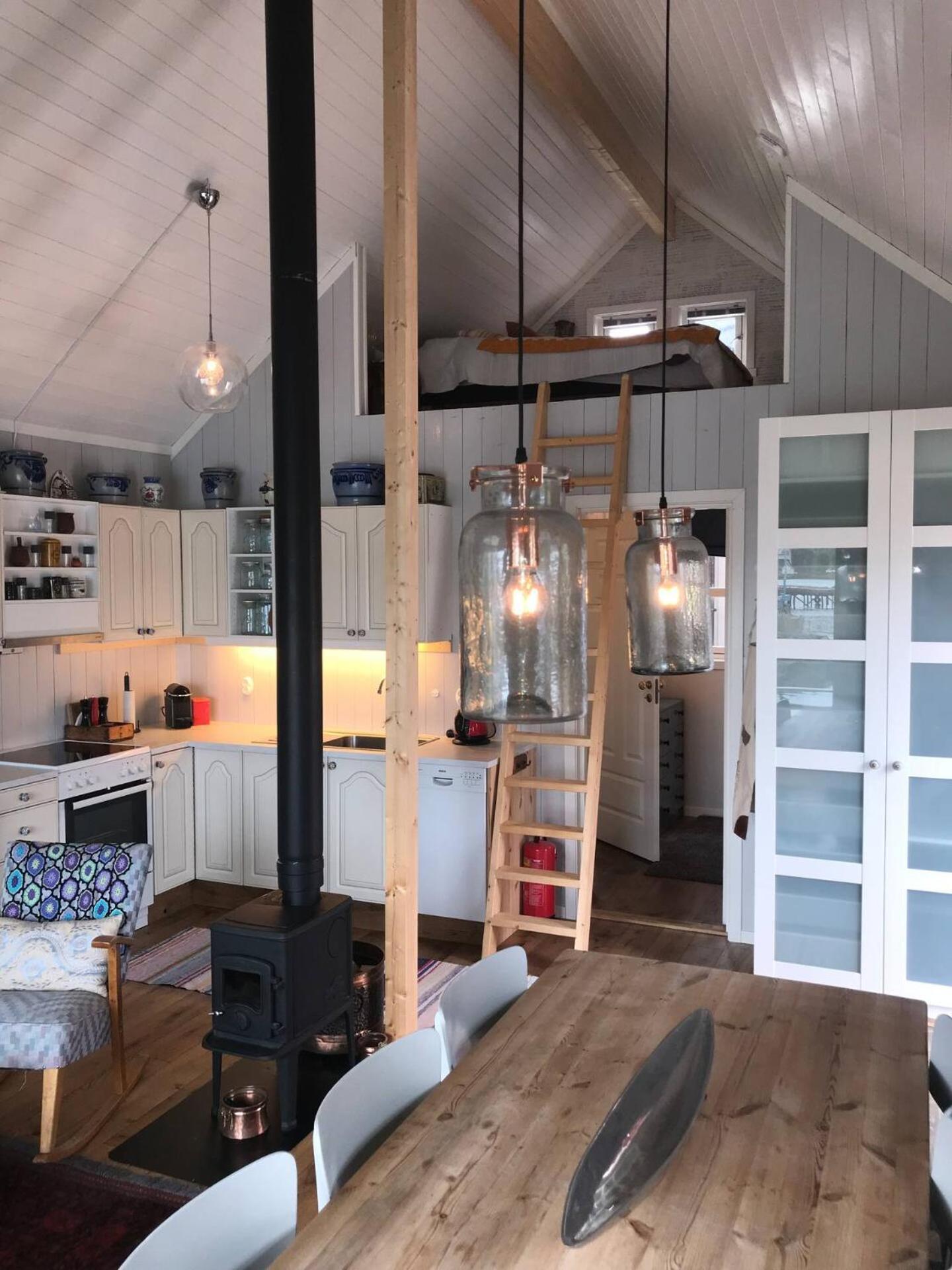 Nora'S Waterfront Cabin Svolvær Εξωτερικό φωτογραφία